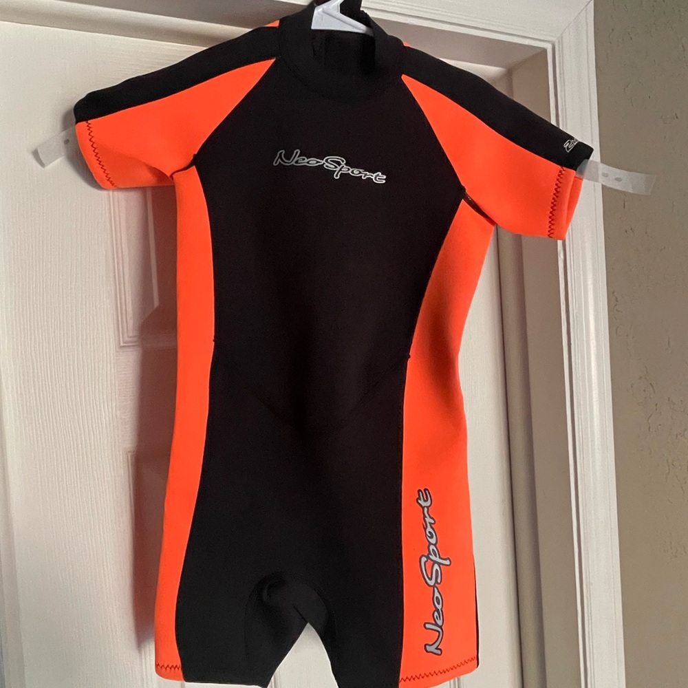 Kids Swim Spring Wetsuit 2mm - Black and Orange